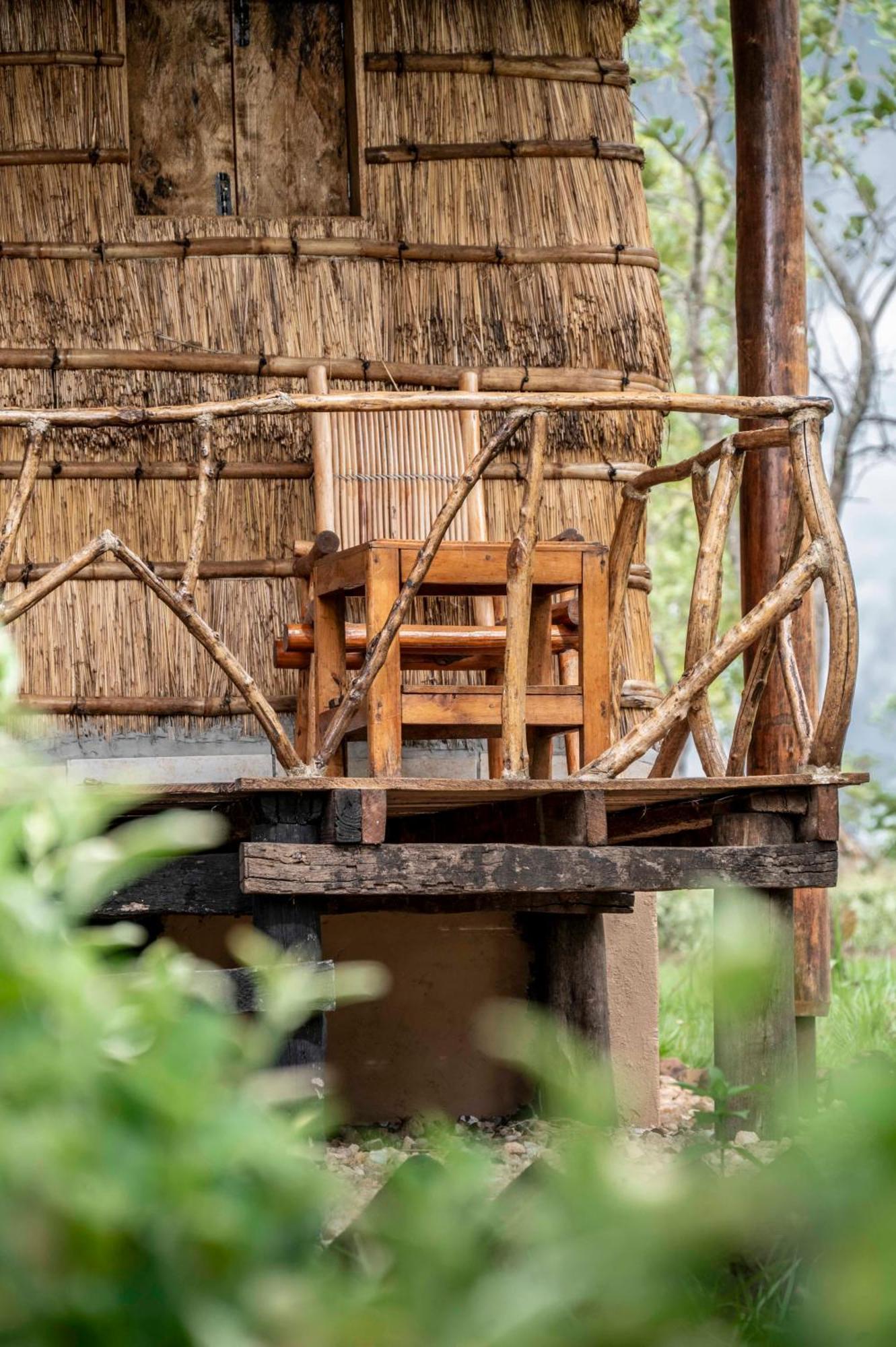 Mama Washindi Lodge Pakwach Exteriör bild